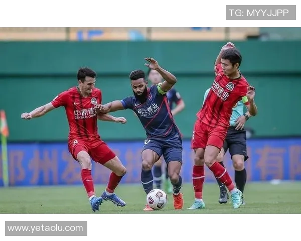 全国锦标赛最新积分榜揭晓上海足球队以56分稳居榜首位置