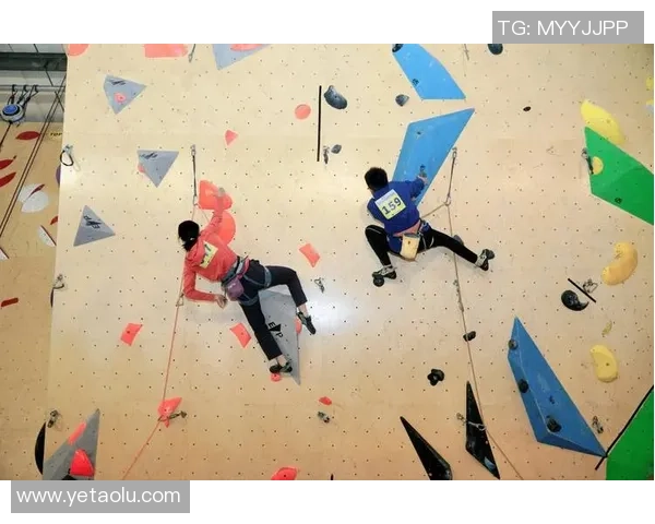 成都攀岩队进攻体系解析与攀岩战术创新探讨 成都攀岩队进攻体系解析与攀岩战术创新探讨